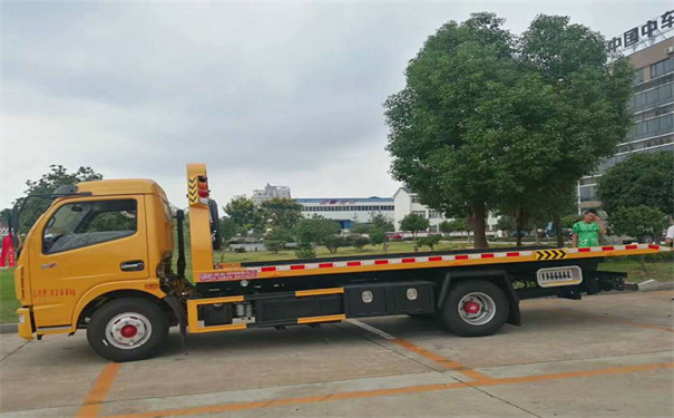 陵水定远24小时拖车救援电话号码，定远道路救援公司怎么收费的